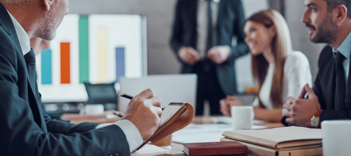 Kilép a fényre a „korrigált eredmény” – IFRS 18 és a vezetés által meghatározott teljesítménymutatók