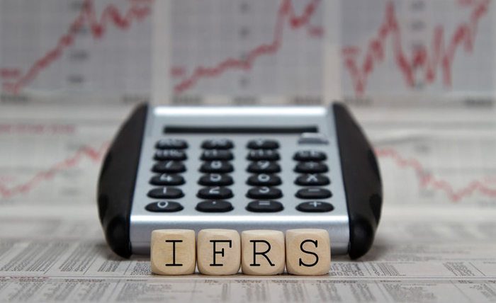 IFRS mérlegképes könyvelő